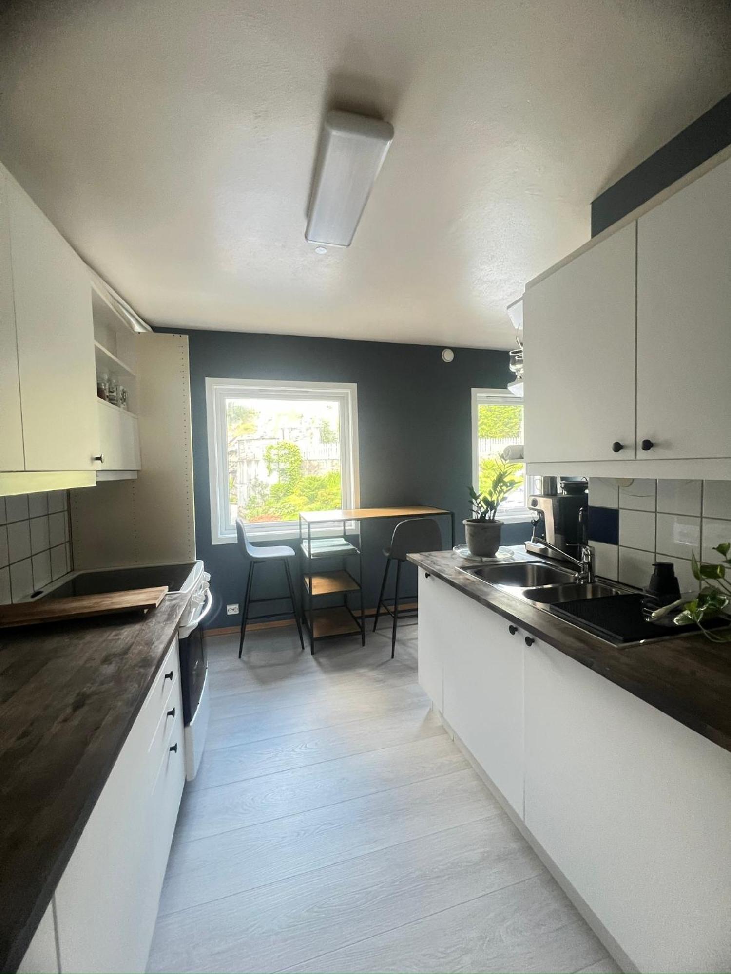 Luxury Service Apartment By Chanya Alesund Bagian luar foto
